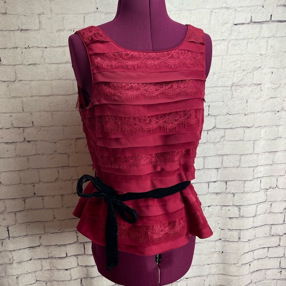 White House Black Market Tops - White House black market red sleeveless top size 8P